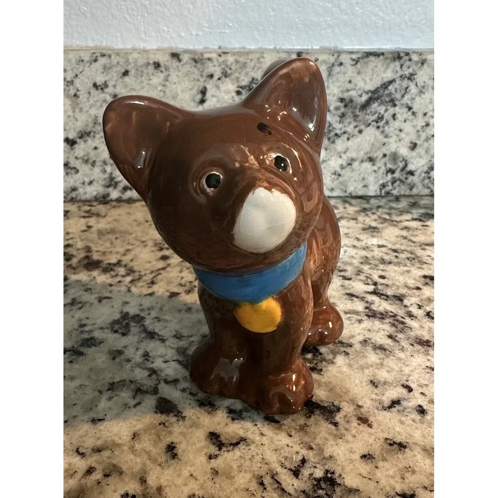 Hand Painted Ceramic Cat Figurine Folk Art Signed 2016 Movie TV Prop 4